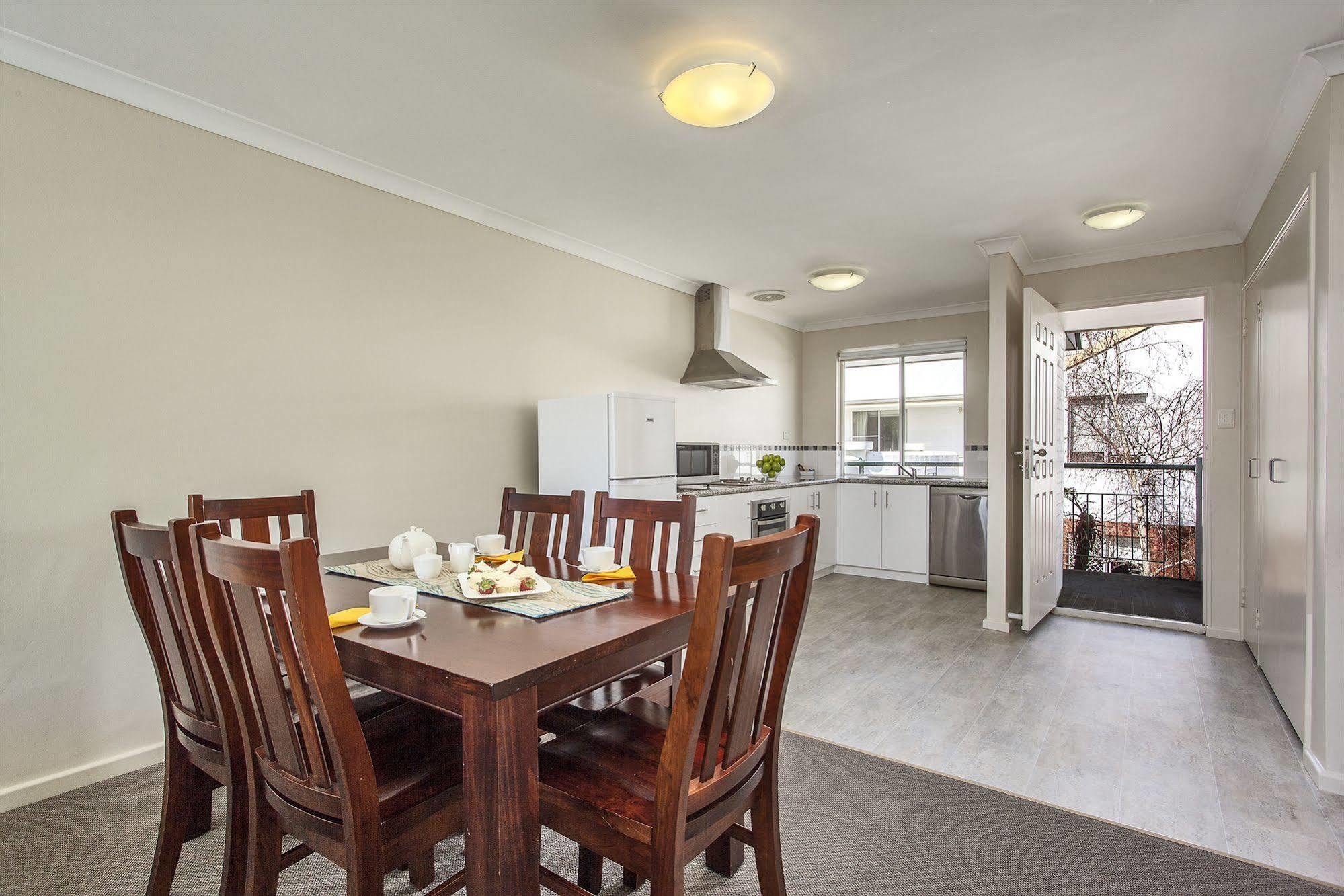 Comfort Apartments South Perth Luaran gambar
